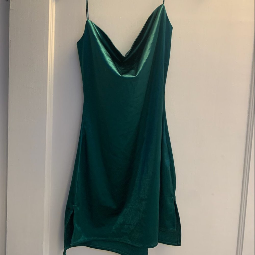 GORGEOUS SHINY GREEN mini dress - Small- Never worn!